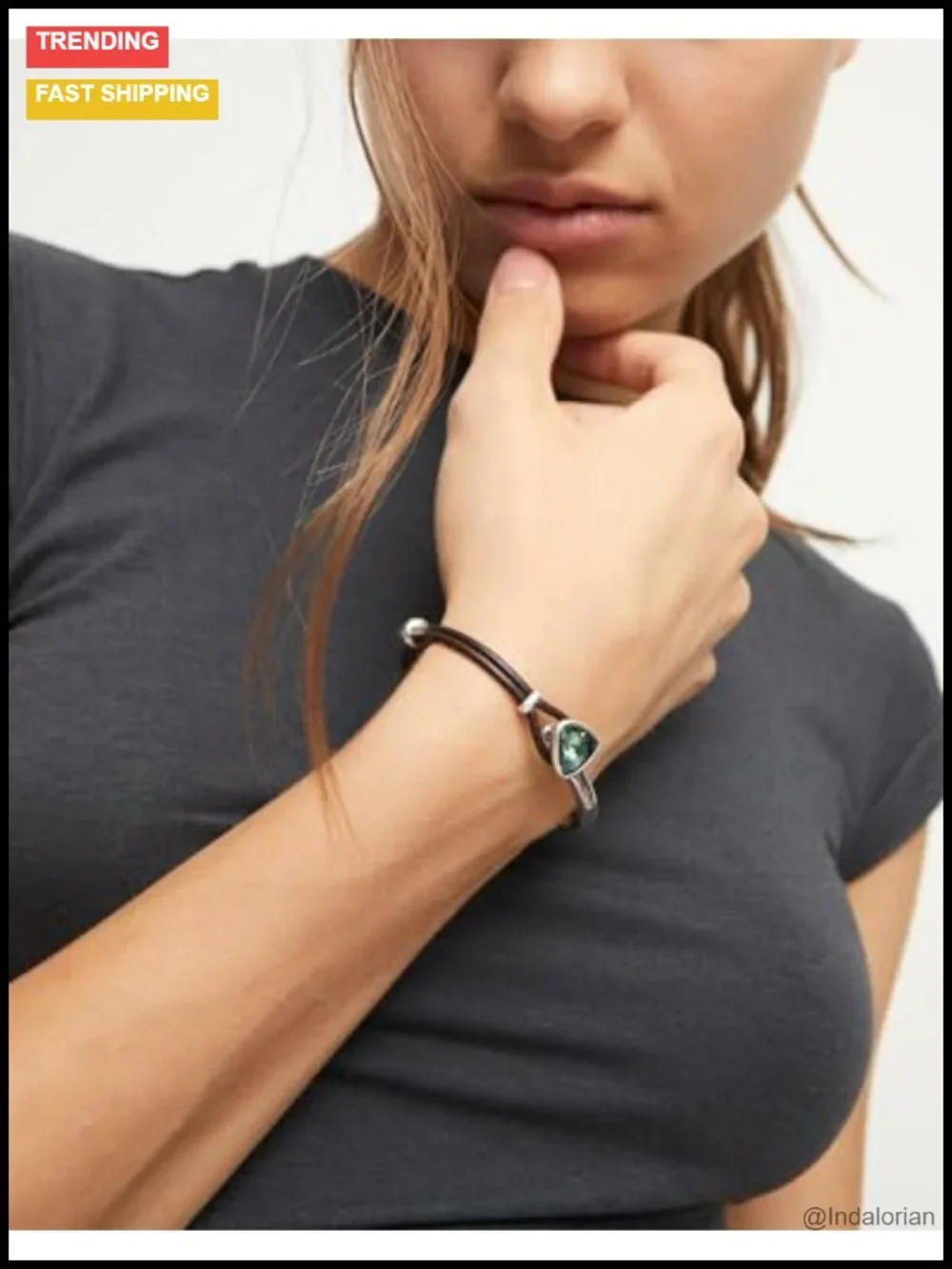 Uno de 50 Rigid Leather Bracelet with Green Crystal